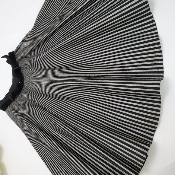VINTAGE UNKNOWN Dresses & Skirts - TRUE VINTAGE 1950'S STRIPED FELT SKIRT